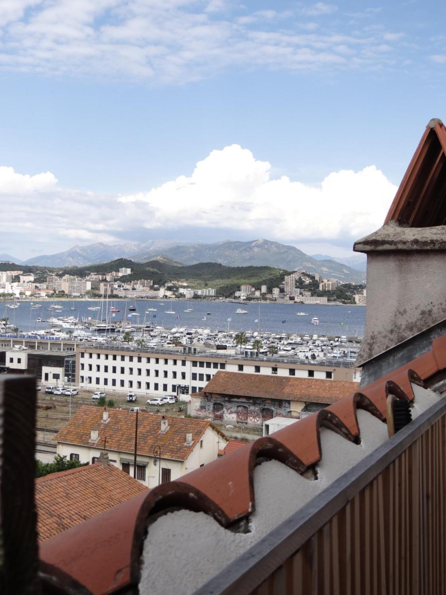 Mon Cocon Ajaccien Apartman Ajaccio  Kültér fotó